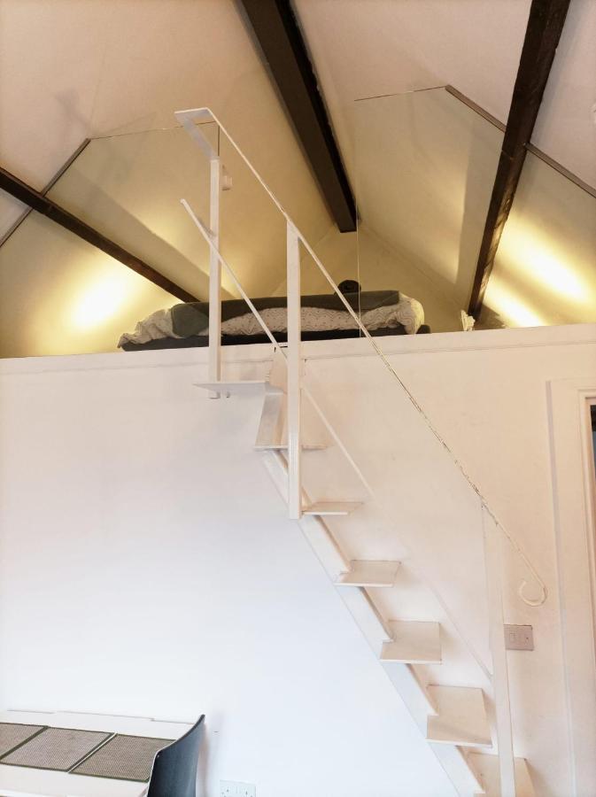 Mezzanine Style Studio Apartment 8 London Ngoại thất bức ảnh